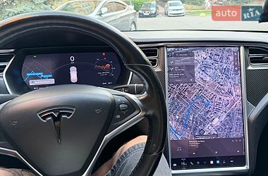 Ліфтбек Tesla Model S 2017 в Києві