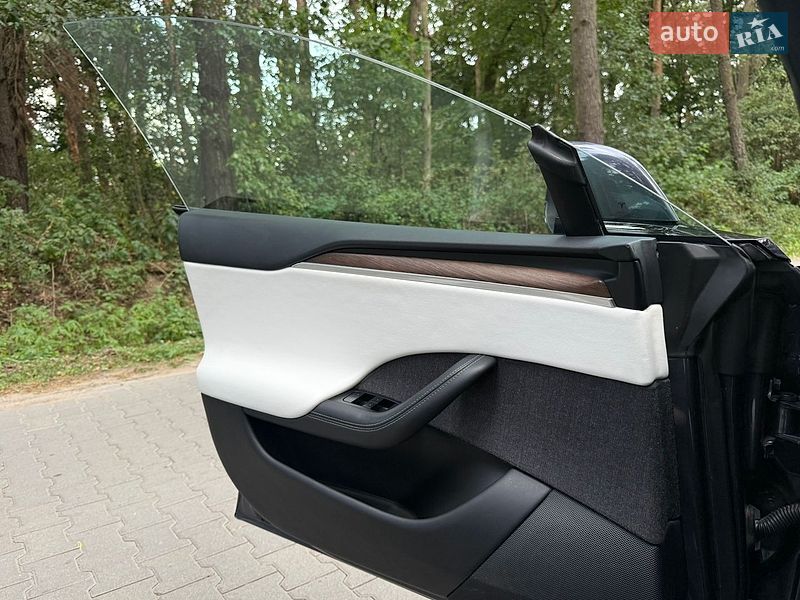 Ліфтбек Tesla Model S 2021 в Львові фото 14 Ліфтбек Tesla Model S 2021 в Львові