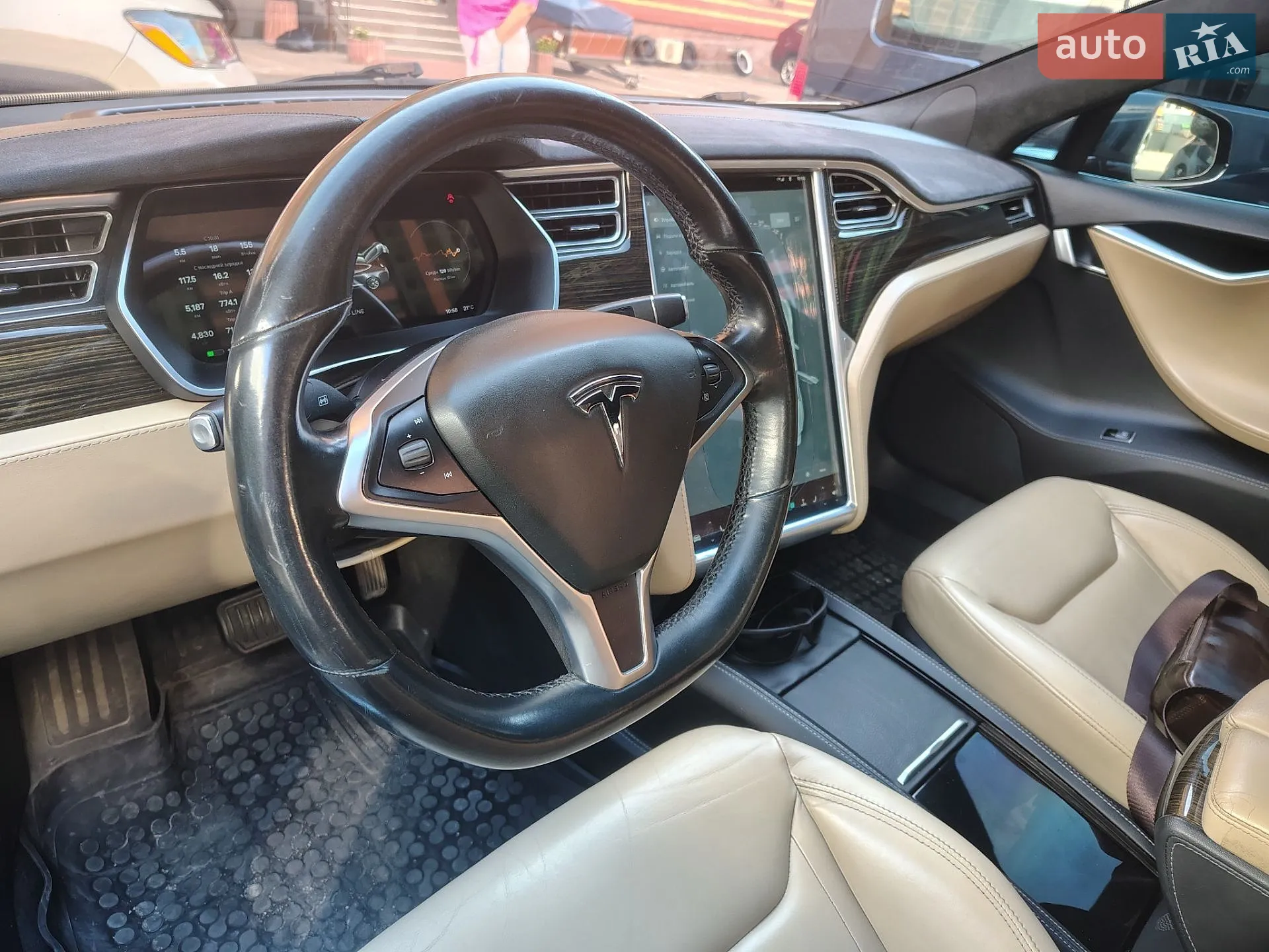 2015 Tesla Model S - мініатюра 10