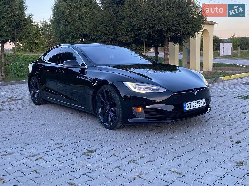 Tesla Model S 2016