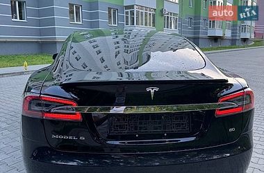 Лифтбек Tesla Model S 2014 в Новояворовске