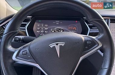 Лифтбек Tesla Model S 2014 в Новояворовске