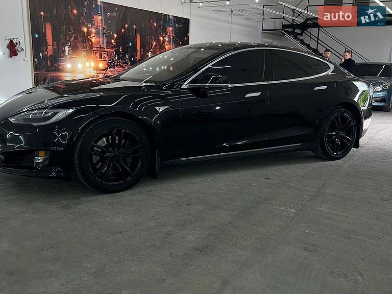 Ліфтбек Tesla Model S 2014 в Вінниці фото 5 Ліфтбек Tesla Model S 2014 в Вінниці