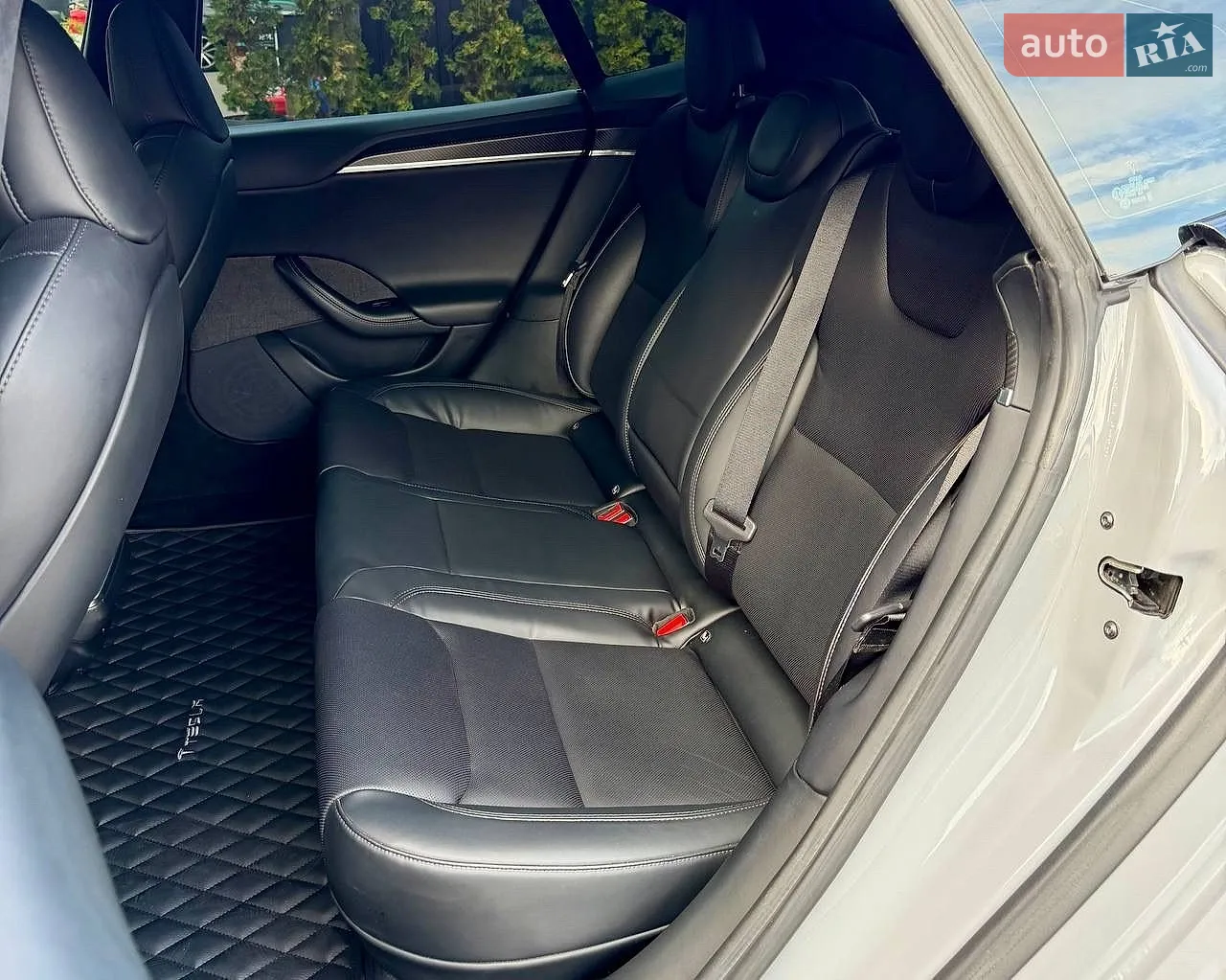 2021 Tesla Model S - мініатюра 23