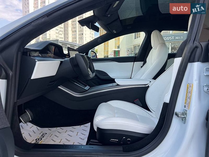 Ліфтбек Tesla Model S 2021 в Одесі фото 18 Ліфтбек Tesla Model S 2021 в Одесі