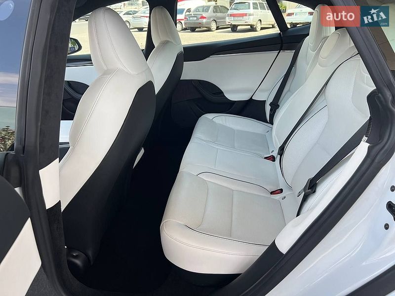 Ліфтбек Tesla Model S 2021 в Одесі фото 20 Ліфтбек Tesla Model S 2021 в Одесі