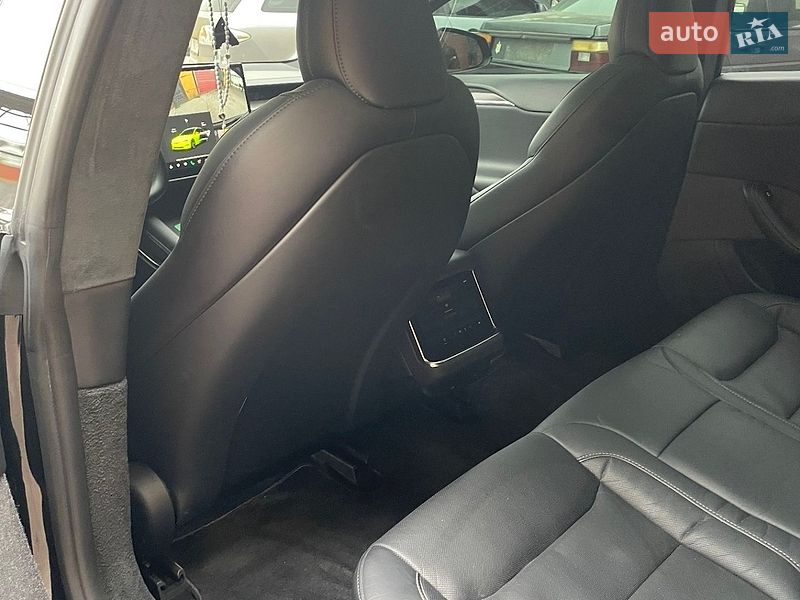 Ліфтбек Tesla Model S 2021 в Трускавці фото 14 Ліфтбек Tesla Model S 2021 в Трускавці