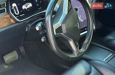 Ліфтбек Tesla Model S 2017 в Хмельницькому