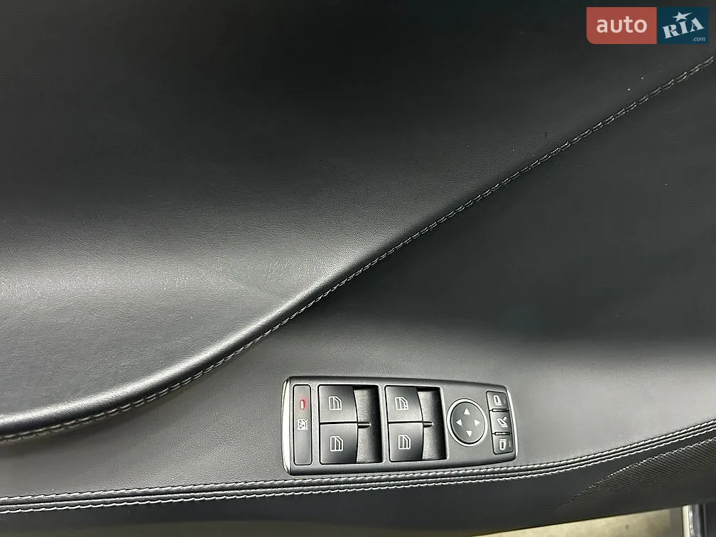 2020 Tesla Model S - мініатюра 14