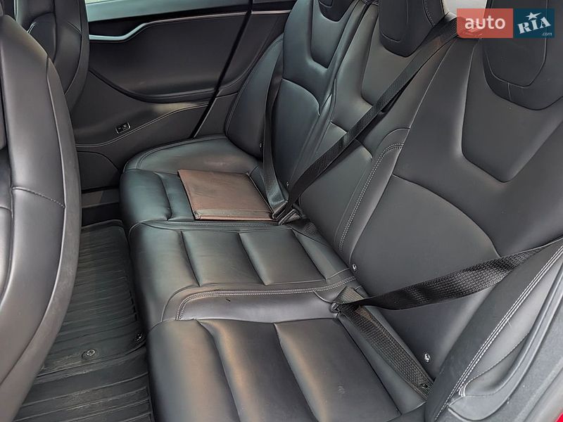 Лифтбек Tesla Model S 2019 в Белой Церкви
