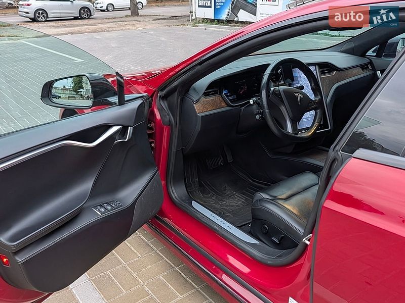Лифтбек Tesla Model S 2019 в Белой Церкви