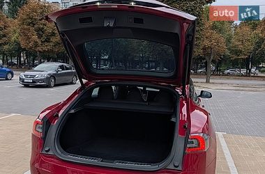 Лифтбек Tesla Model S 2019 в Белой Церкви