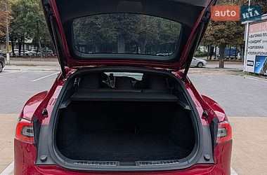 Лифтбек Tesla Model S 2019 в Белой Церкви