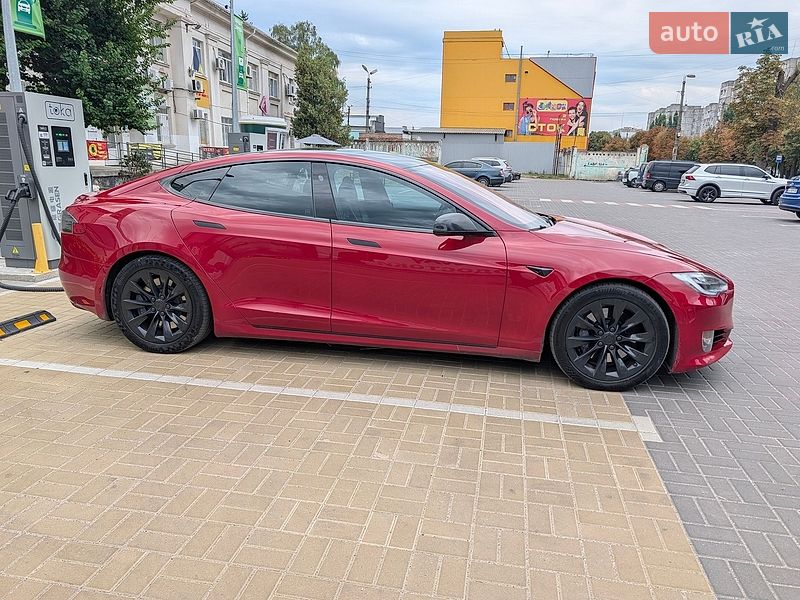 Лифтбек Tesla Model S 2019 в Белой Церкви