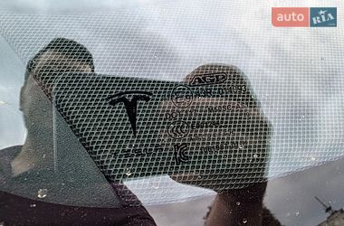 Лифтбек Tesla Model S 2019 в Белой Церкви