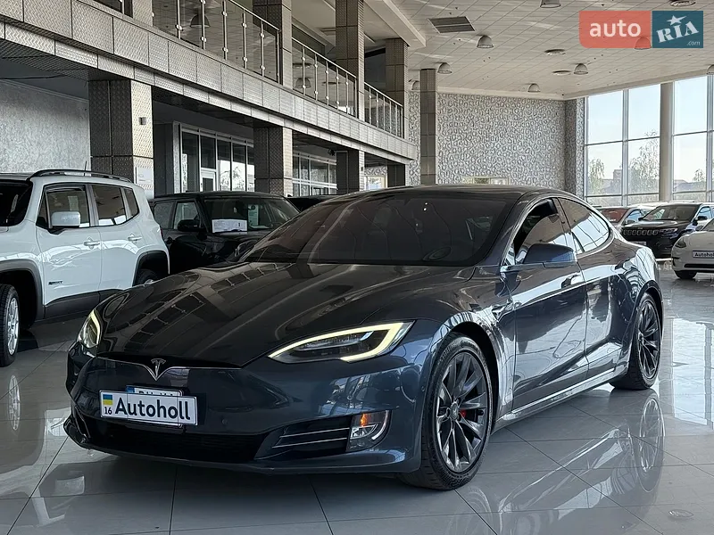 Tesla Model S