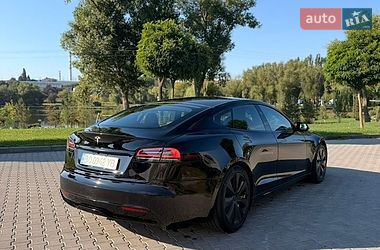 Ліфтбек Tesla Model S 2023 в Умані