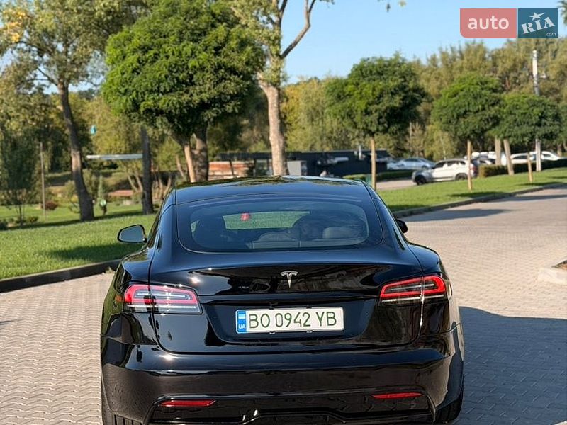 Ліфтбек Tesla Model S 2023 в Умані