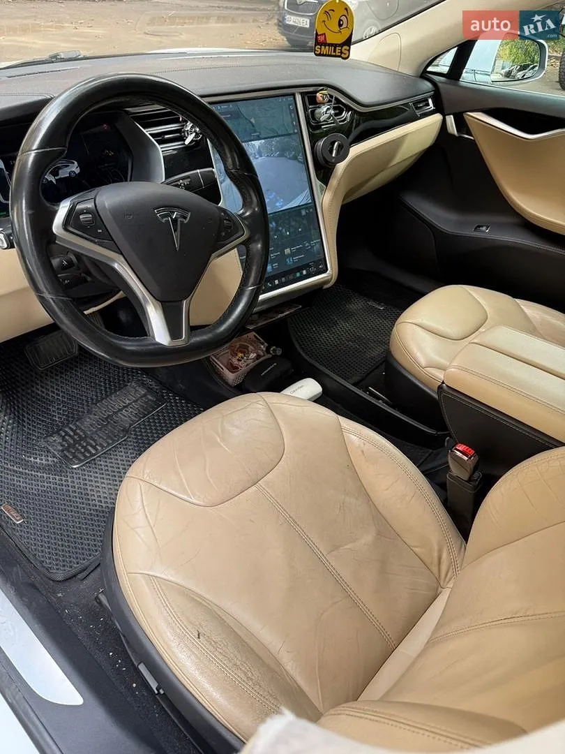 2014 Tesla Model S - мініатюра 5