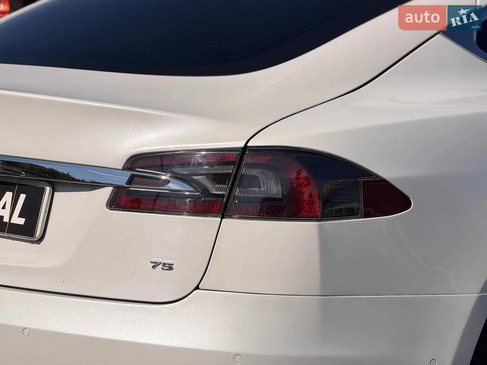 2016 Tesla Model S - мініатюра 26