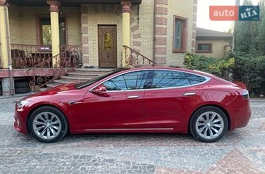 Лифтбек Tesla Model S 2016 в Харькове