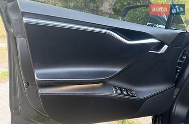 Ліфтбек Tesla Model S 2015 в Харкові