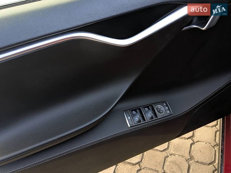 Ліфтбек Tesla Model S 2014 в Ковелі