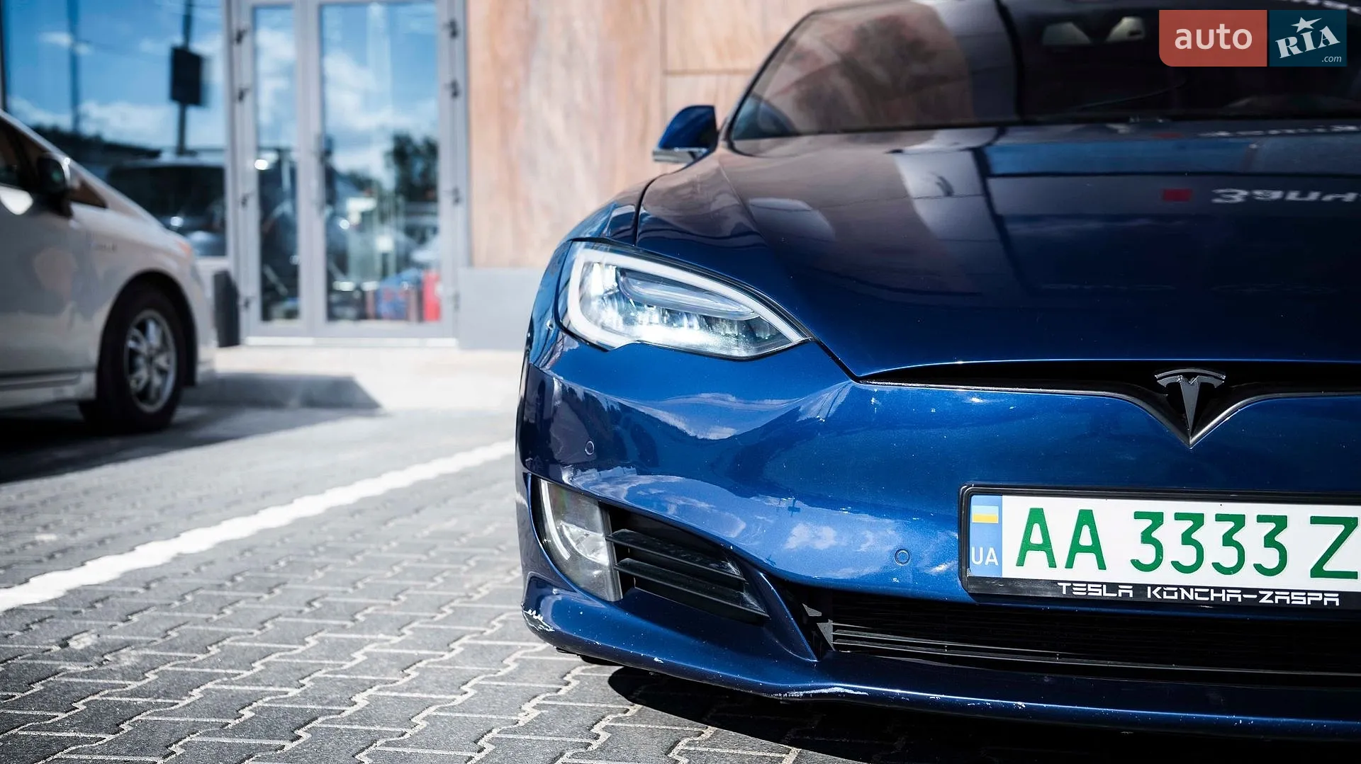 2015 Tesla Model S - мініатюра 3