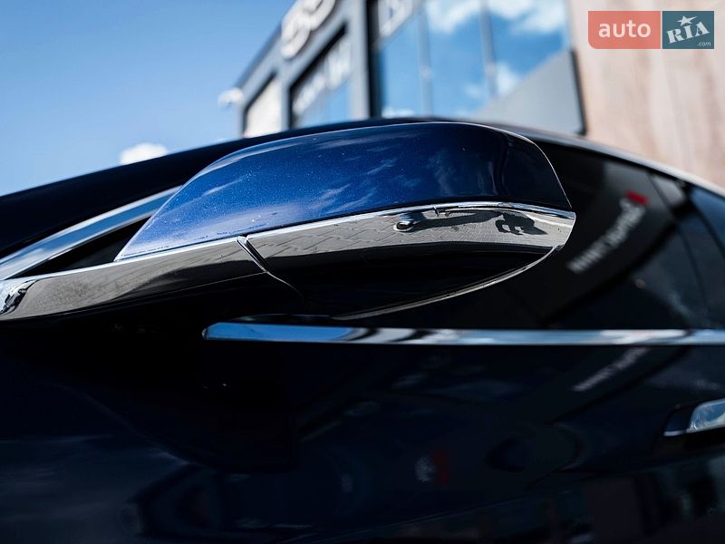 Ліфтбек Tesla Model S 2015 в Києві фото 6 Ліфтбек Tesla Model S 2015 в Києві