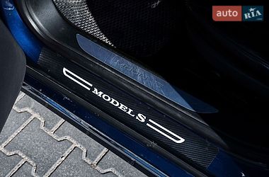 Ліфтбек Tesla Model S 2015 в Києві фото 9 Ліфтбек Tesla Model S 2015 в Києві