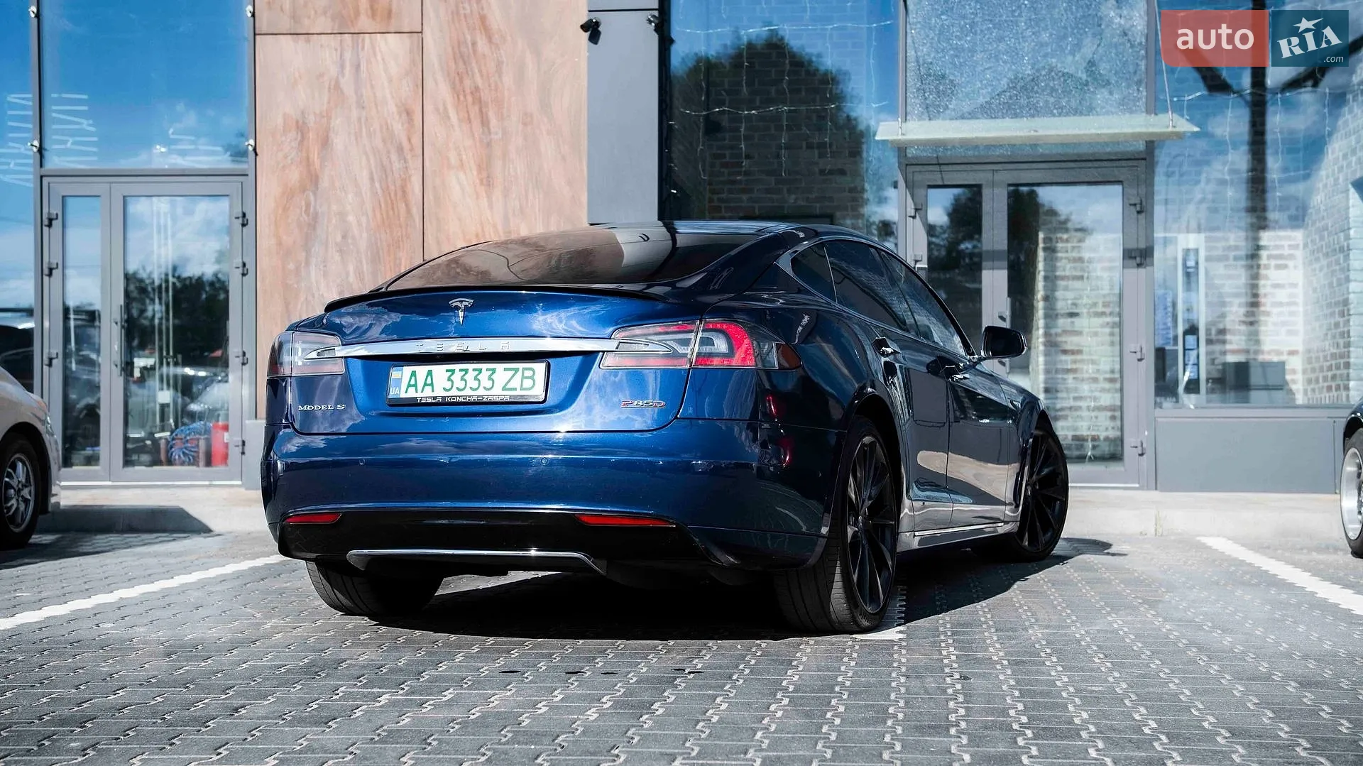 2015 Tesla Model S - мініатюра 28