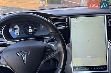Ліфтбек Tesla Model S 2014 в Ніжині