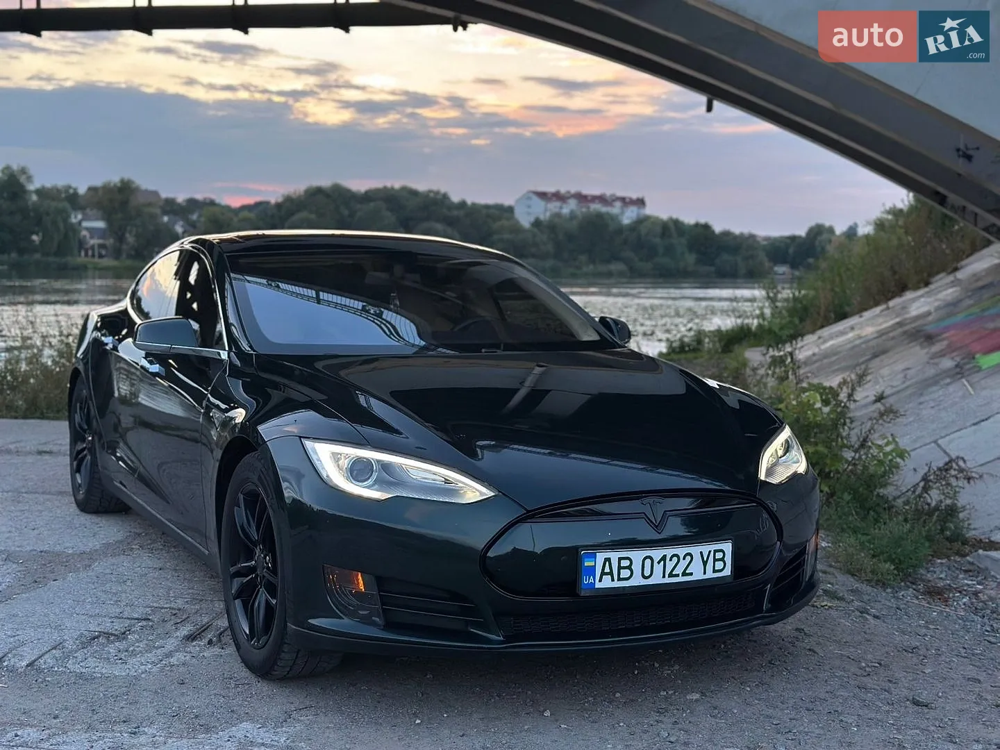 2013 Tesla Model S - мініатюра 2