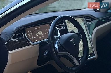 Лифтбек Tesla Model S 2013 в Виннице