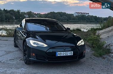 Лифтбек Tesla Model S 2013 в Виннице