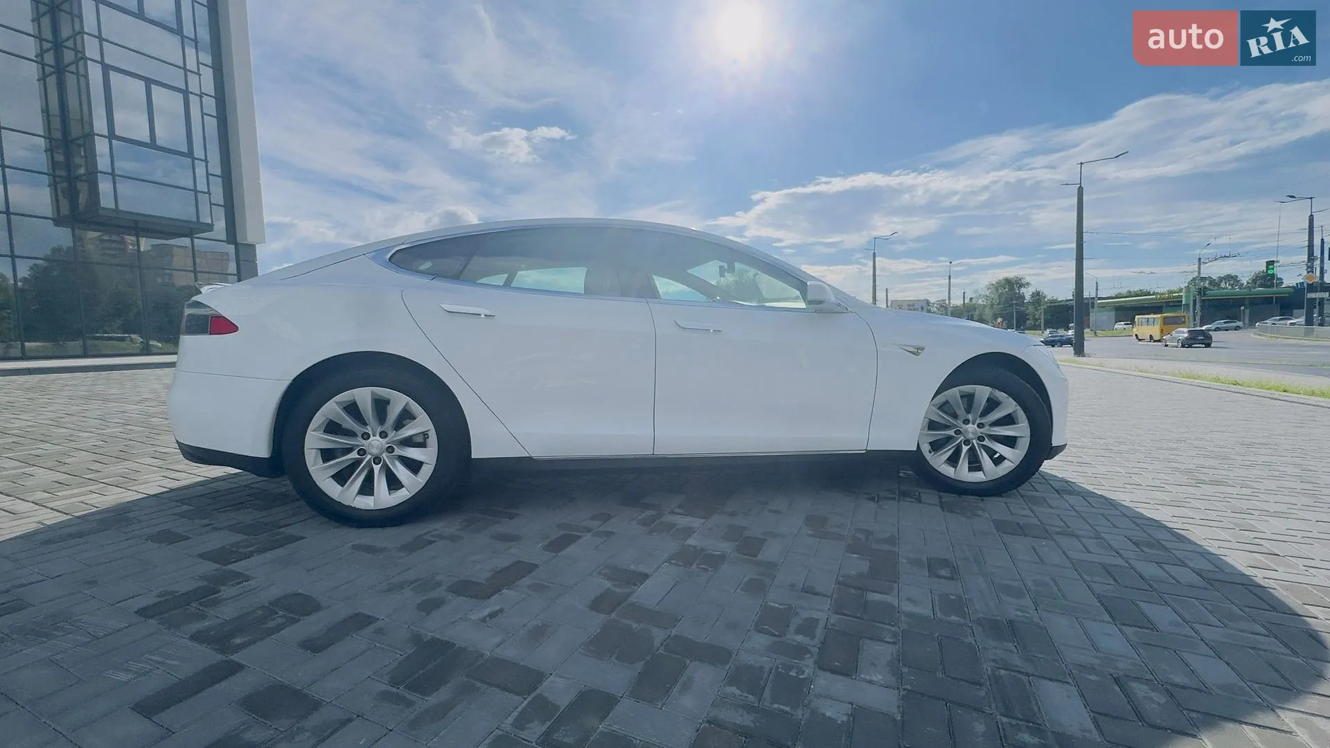 2013 Tesla Model S - мініатюра 3