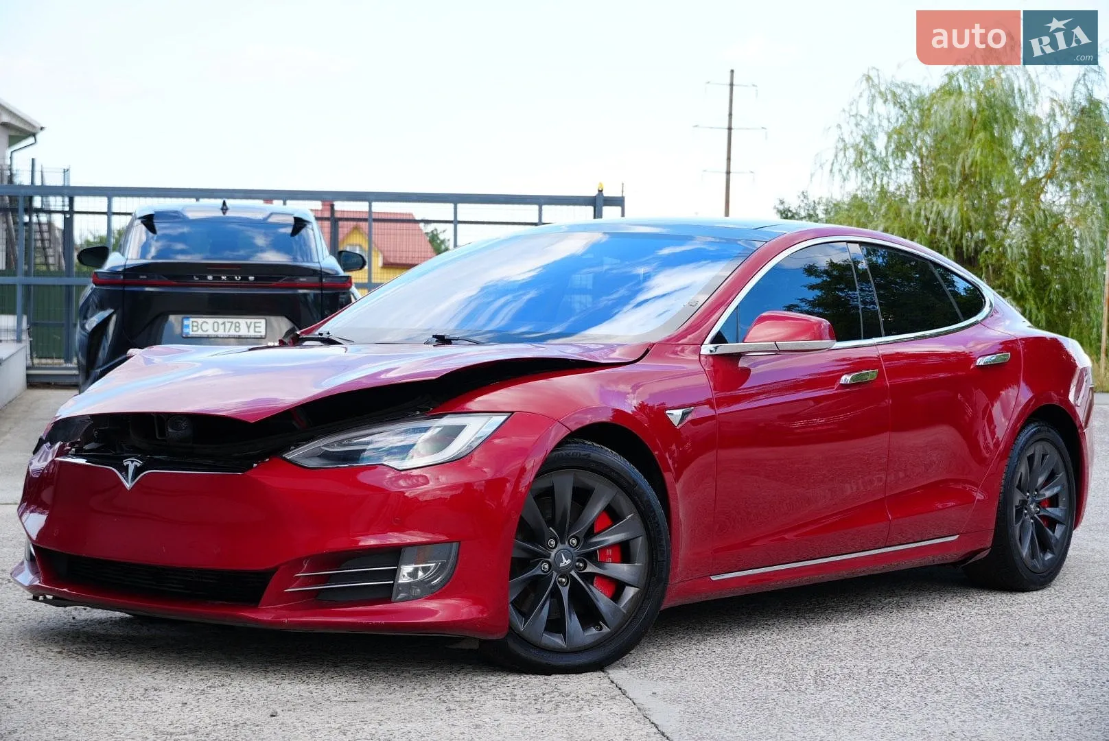 2020 Tesla Model S - фото 1