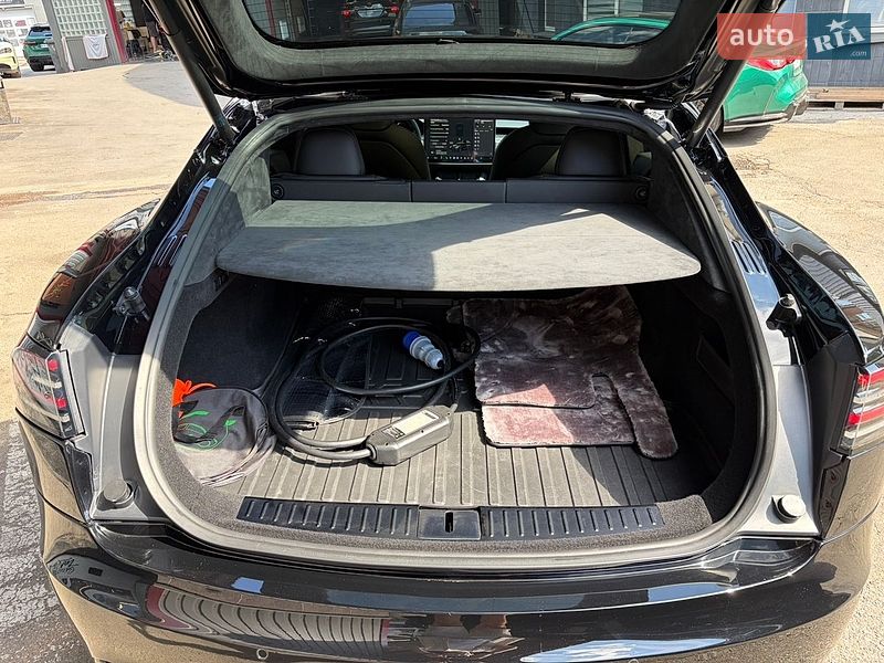 Лифтбек Tesla Model S 2021 в Киеве фото 42 Лифтбек Tesla Model S 2021 в Киеве