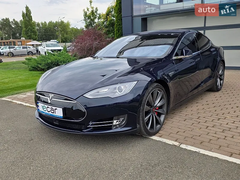 Tesla Model S