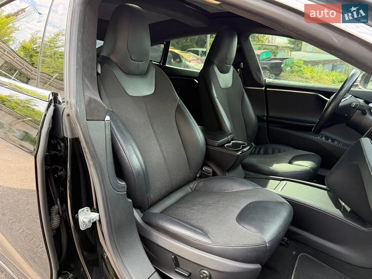 2016 Tesla Model S - мініатюра 9