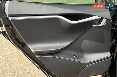 Ліфтбек Tesla Model S 2016 в Харкові
