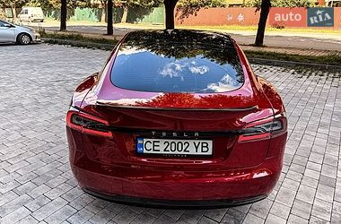 Лифтбек Tesla Model S 2019 в Черновцах