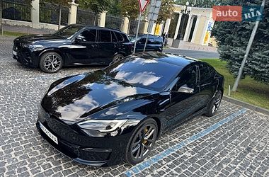 Лифтбек Tesla Model S 2022 в Днепре Лифтбек Tesla Model S 2022 в Днепре