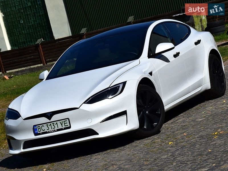 Ліфтбек Tesla Model S 2023 в Дрогобичі
