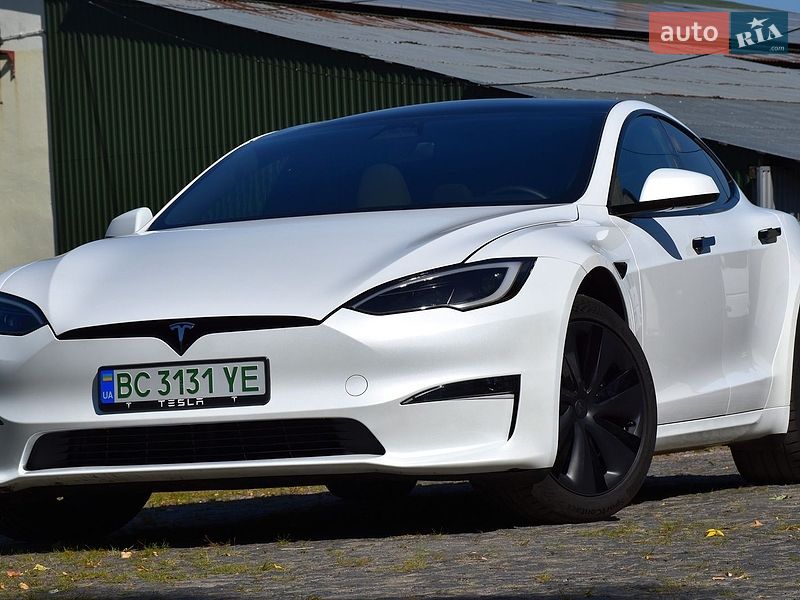 Ліфтбек Tesla Model S 2023 в Дрогобичі