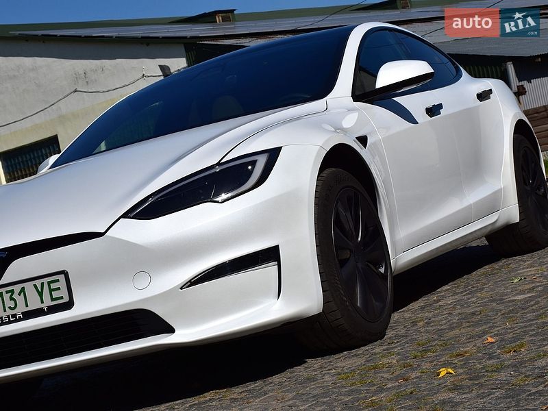 Ліфтбек Tesla Model S 2023 в Дрогобичі