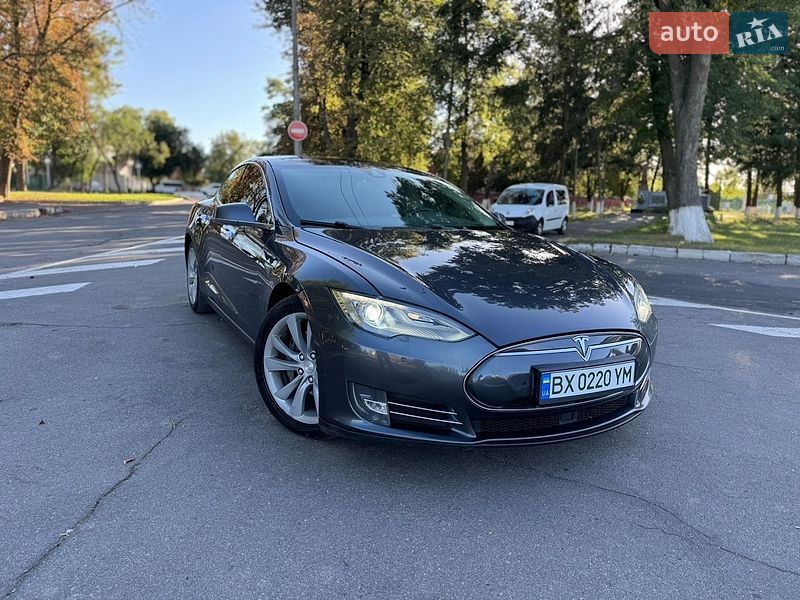 Tesla Model S 2015 Tesla Model S 2015