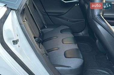 Лифтбек Tesla Model S 2015 в Тернополе