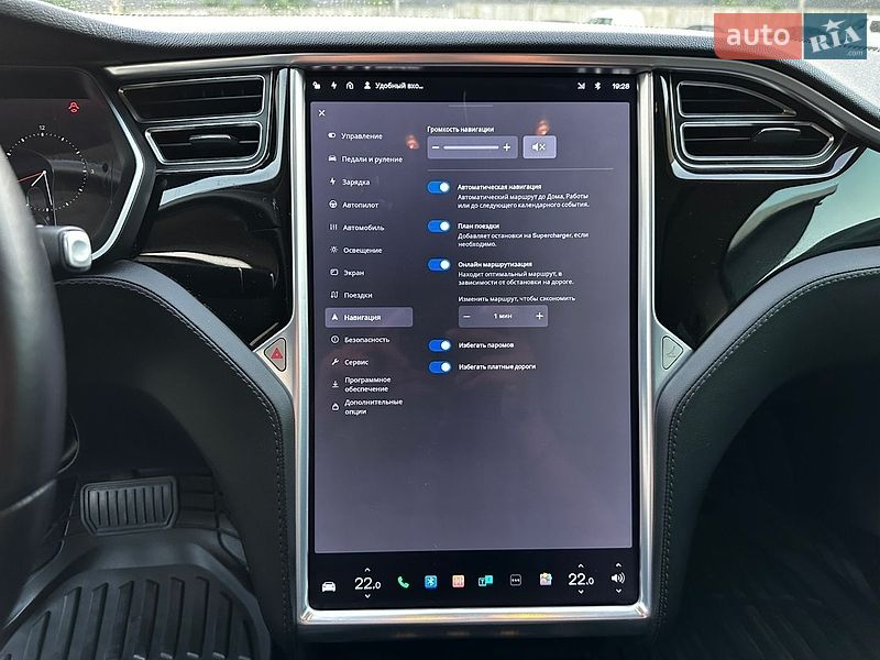 Лифтбек Tesla Model S 2015 в Тернополе