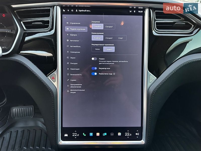 Лифтбек Tesla Model S 2015 в Тернополе